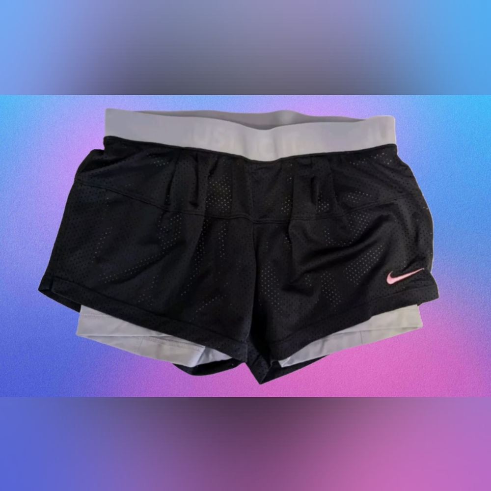 Nike DRI fit women's black/gray athletic running shorts with liner size medium
